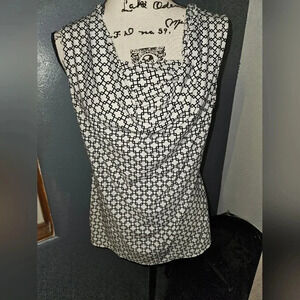 Robert Louis Womans Sleeveless Blouse Size M